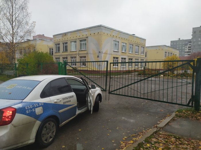 В череповецком магазине задержан неадекватный посетитель