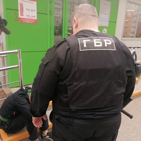 Своих бросаем
