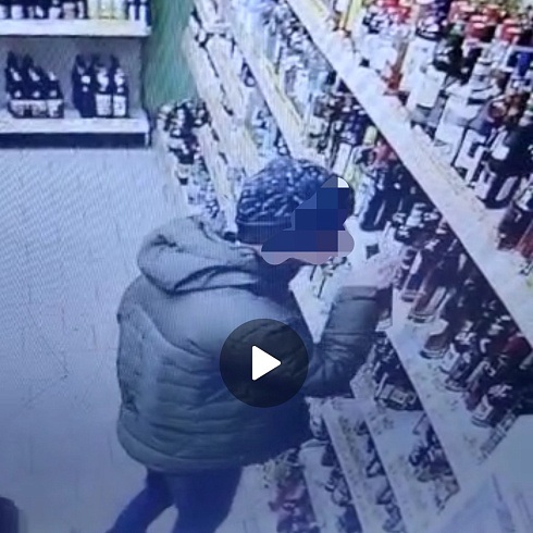 Гражданин неоднократно возвращался за бесплатным спиртным в магазин «Пятерочка»